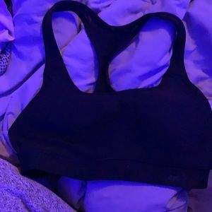 Sports bra